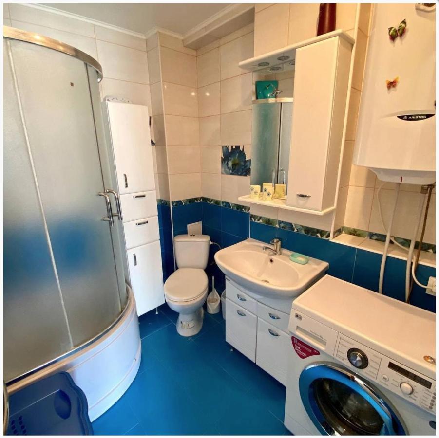 3-Bedroom Apartment Most City Area ドニプロペトロウシク エクステリア 写真